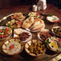 Mezze buffet (vanaf 4 personen, prijs is per persoon)