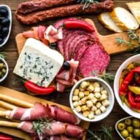 Mini Tapas / aperitief hapjes (vanaf 4 personen)